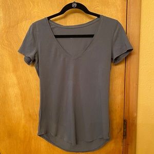 Lululemon Love Tee V